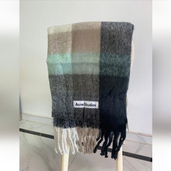 Acne studios scarf - Picture 1 of 5